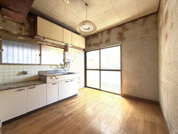 亀山8丁目　戸建
