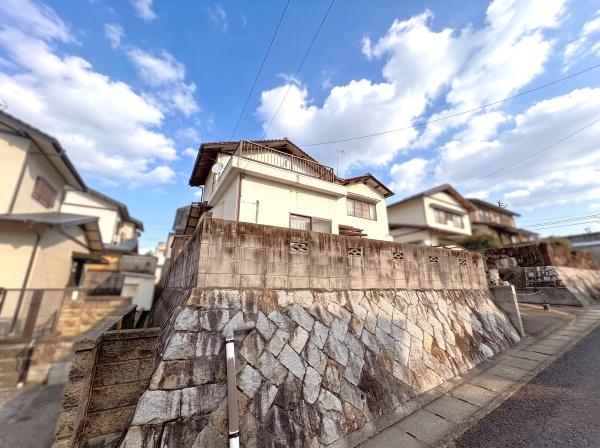 広島市安佐北区真亀２丁目の土地