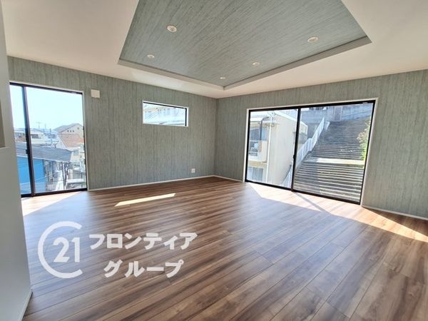 神戸市垂水区霞ヶ丘３丁目の中古一戸建て
