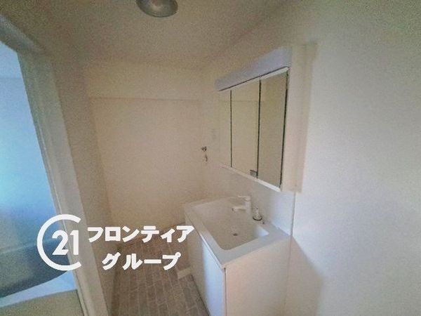 研究学園６団地　530号棟