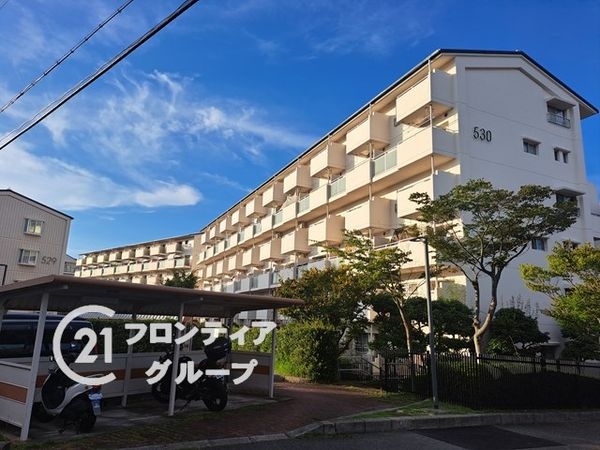 研究学園６団地　530号棟