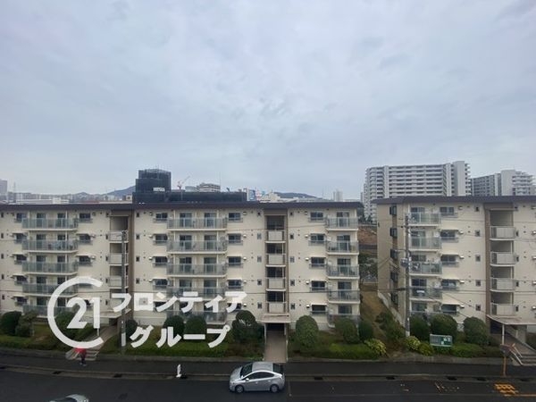 名谷１３団地　５２号棟　中古マンション