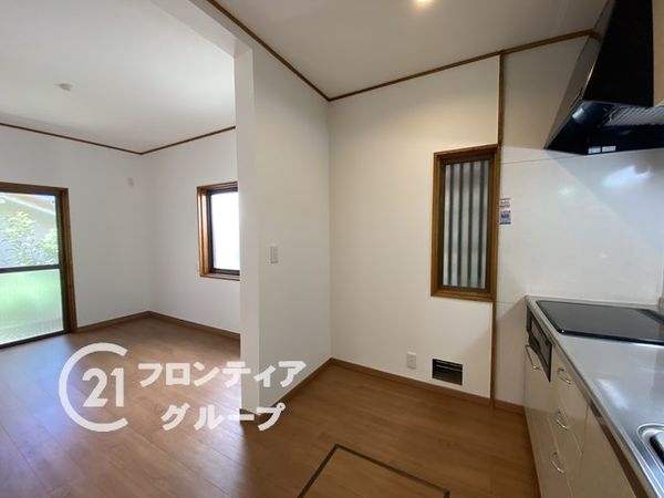 明石市北朝霧丘２丁目の中古一戸建て