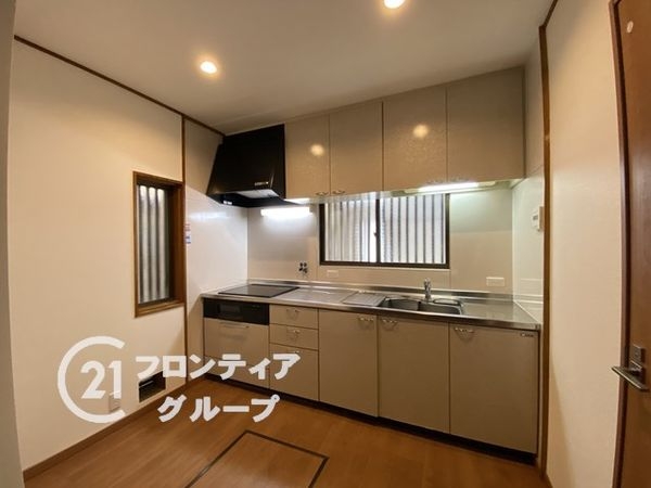 明石市北朝霧丘２丁目の中古一戸建て
