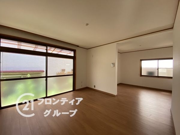 明石市北朝霧丘２丁目の中古一戸建て