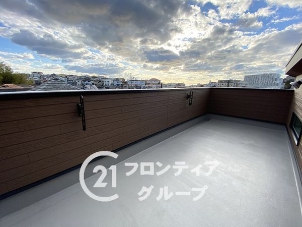 明石市朝霧東町２丁目の中古一戸建て