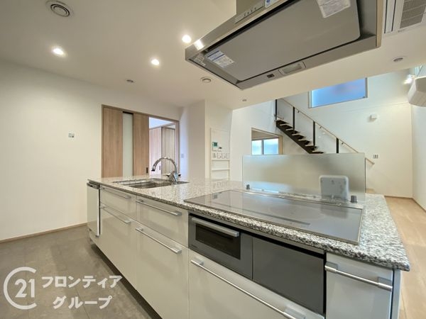 明石市二見町西二見駅前３丁目の中古一戸建て