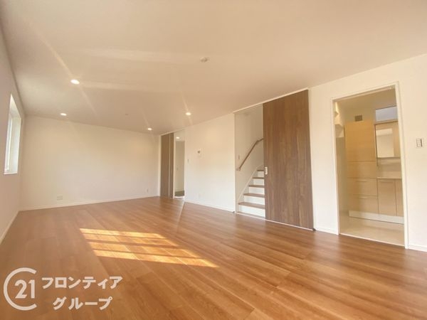 神戸市西区富士見が丘５丁目　新築一戸建て　2号棟