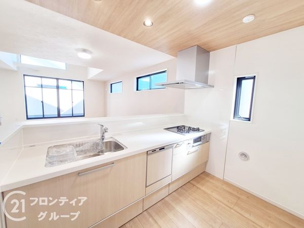 神戸市垂水区城が山５丁目　新築一戸建て　１期　３号棟