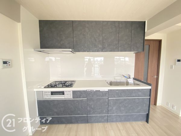 西神戸セントポリア１号館　マンション
