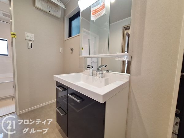 明石市材木町　新築一戸建て　１期　C号棟