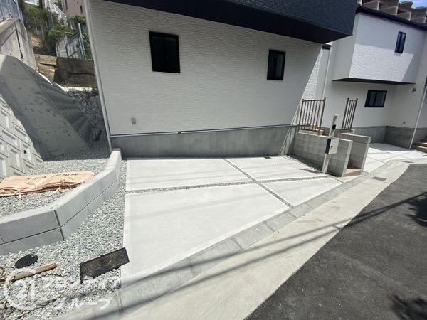 神戸市垂水区歌敷山４丁目の中古一戸建て