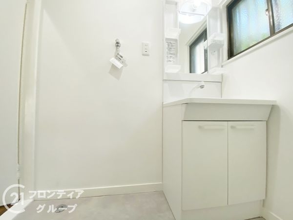 明石市朝霧東町１丁目の中古一戸建て