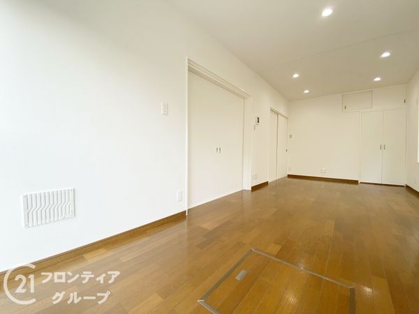 明石市朝霧東町１丁目の中古一戸建て