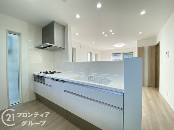 明石市港町　新築一戸建て