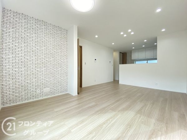 明石市港町　新築一戸建て