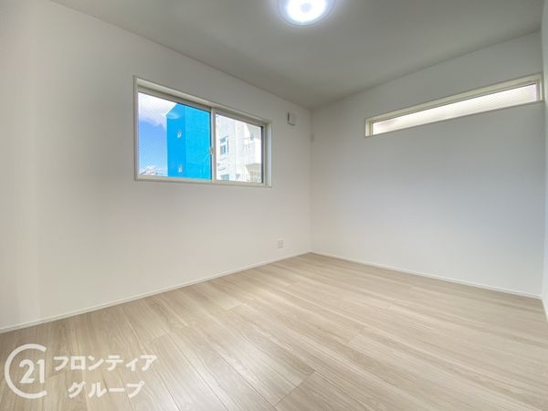 明石市港町　新築一戸建て