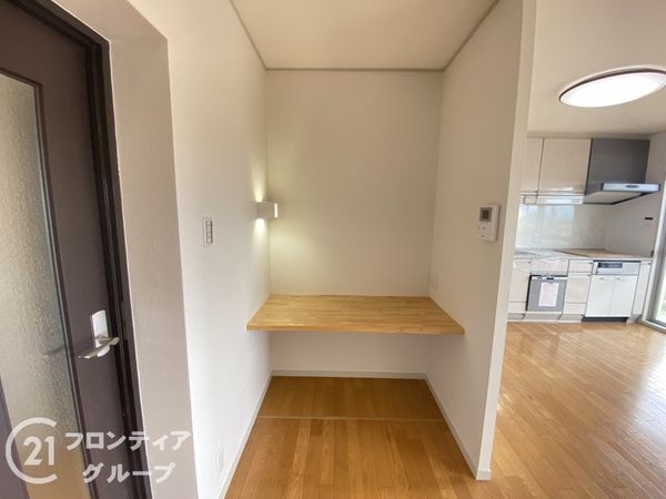 研究学園5団地523号棟　中古マンション