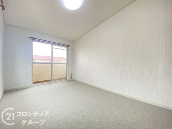 研究学園5団地523号棟　中古マンション