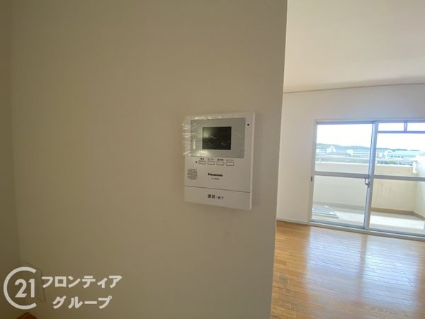 研究学園5団地523号棟　中古マンション