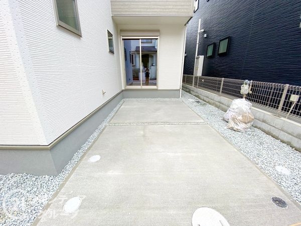 神戸市垂水区星陵台７丁目　新築一戸建て　８期　２号棟
