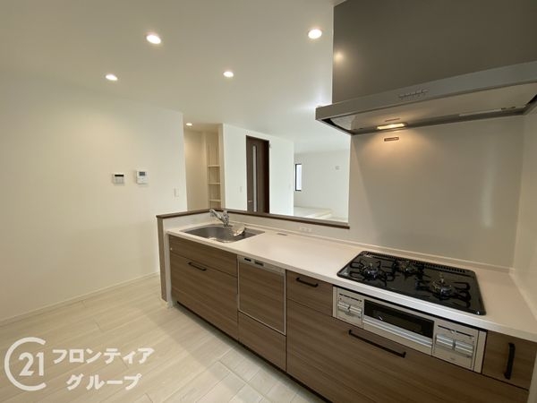 明石市上ノ丸３丁目　新築一戸建て　B号棟
