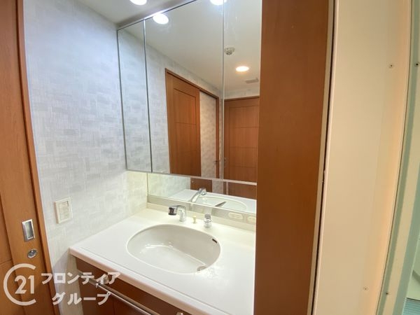 ワコーレ霞ヶ丘景彩館　中古マンション
