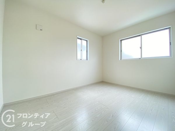 明石市魚住町西岡　新築一戸建て　７期　２号棟