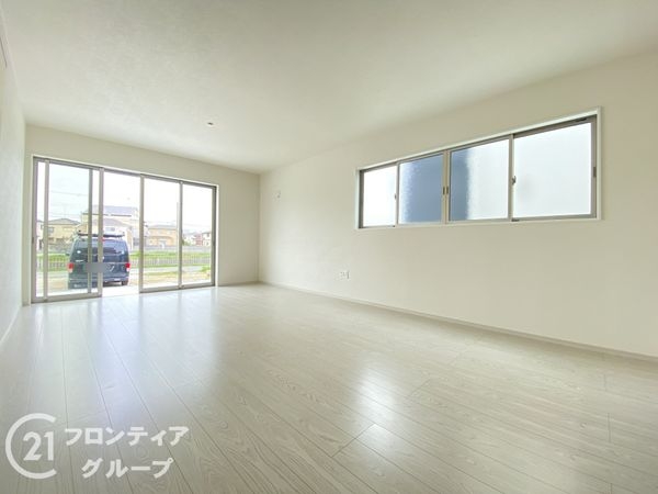 明石市魚住町西岡　新築一戸建て　７期　２号棟