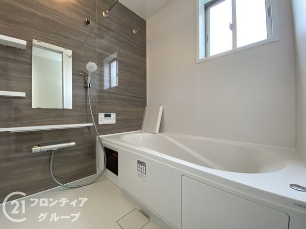 明石市魚住町西岡　新築一戸建て　７期　２号棟