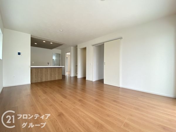 明石市魚住町西岡　新築一戸建て　７期　３号棟