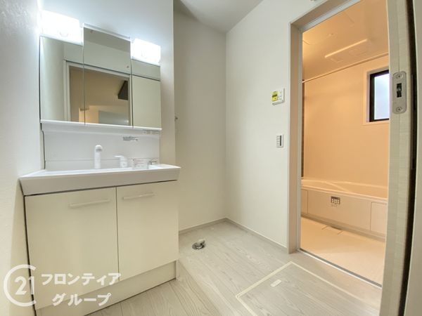 神戸市垂水区神陵台８丁目　新築一戸建て　1号棟