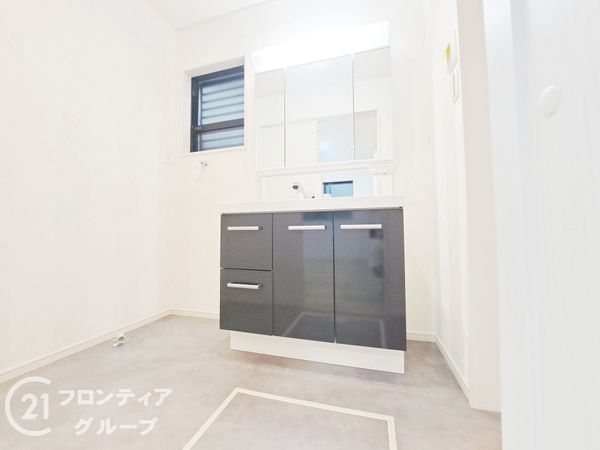 神戸市西区南別府４丁目　新築一戸建て