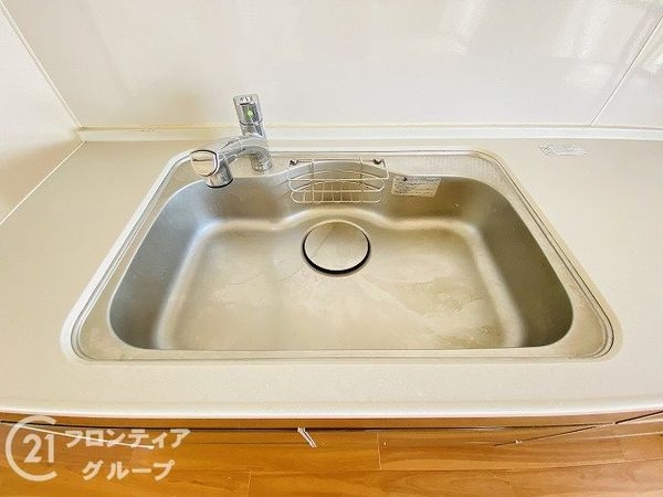 研究学園５団地　５２５号棟　中古マンション