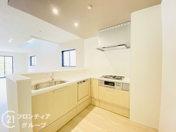 神戸市垂水区南多聞台８丁目　新築一戸建て　2号棟