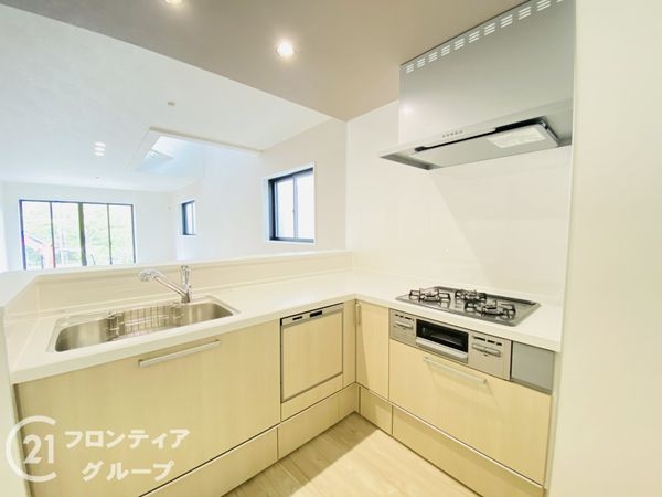 神戸市垂水区南多聞台８丁目　新築一戸建て　2号棟