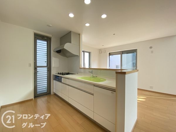 神戸市西区春日台５丁目　中古一戸建て
