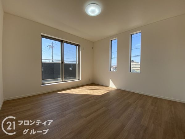明石市二見町西二見駅前３丁目の中古一戸建て