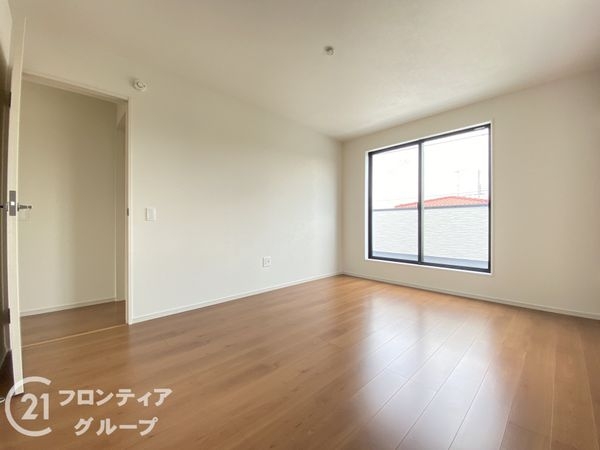 神戸市西区岩岡町岩岡　新築一戸建て　１期　２号棟