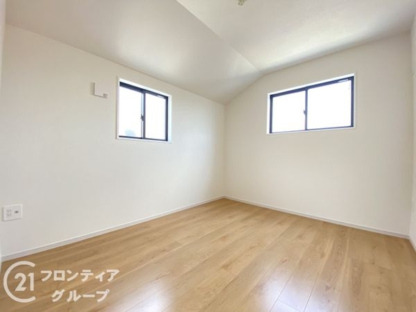 神戸市西区岩岡町岩岡　新築一戸建て　１期　１号棟
