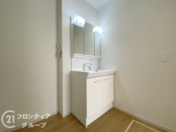 神戸市西区岩岡町岩岡　新築一戸建て　１期　１号棟