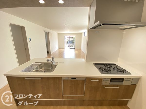 神戸市西区岩岡町岩岡　新築一戸建て　１期　１号棟