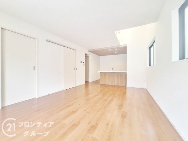 明石市魚住町西岡　新築一戸建て　８期　全１区画