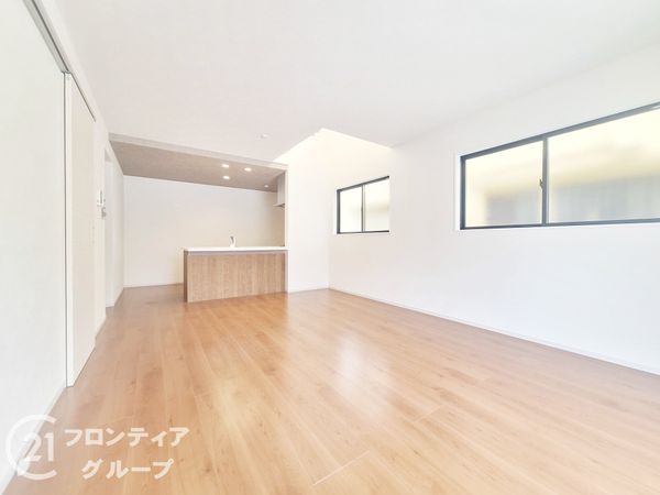 明石市魚住町西岡　新築一戸建て　８期　全１区画