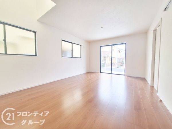 明石市魚住町西岡　新築一戸建て　８期　全１区画