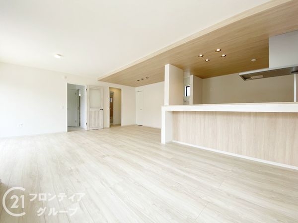神戸市西区桜が丘西町４丁目　新築一戸建て　１期　１号棟