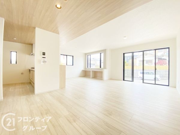 神戸市西区桜が丘西町４丁目　新築一戸建て　１期　１号棟