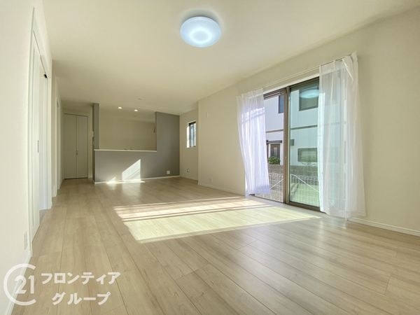 神戸市垂水区仲田３丁目　新築一戸建て　２号棟