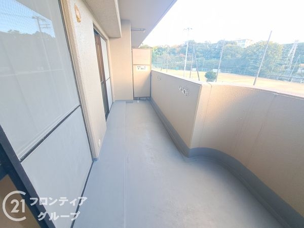 ライオンズマンション朝霧北 中古マンション(バルコニー)