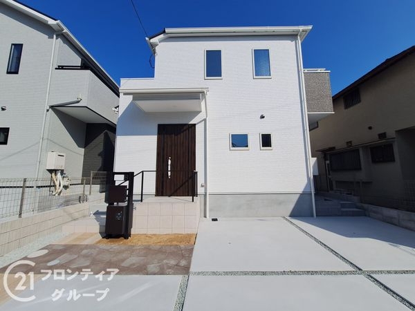 神戸市垂水区つつじが丘６丁目　新築一戸建て　B号棟